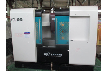 Вертикальный обрабатывающий центр DMTG серии VDL-1300