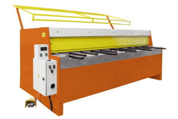 Гильотина электромеханическая Stalex Q11- 4x1300NC